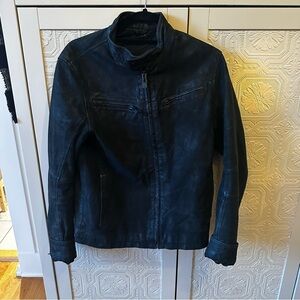 Rogue Stylish Black Leather Jacket Mens size Medium